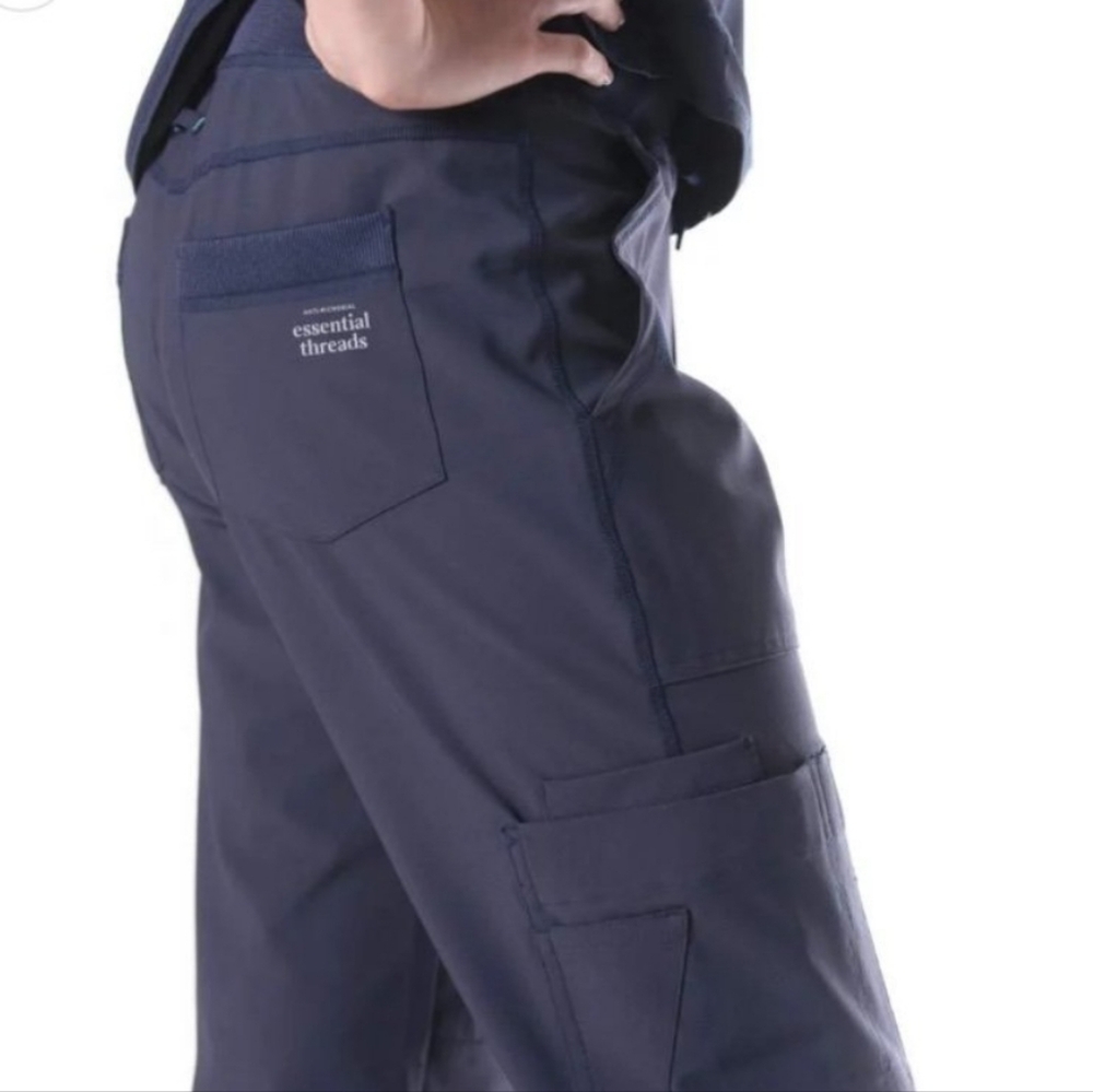 Essential Threads Scrub Set - Picture 4 of 5